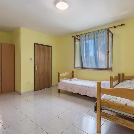 Guest house Nusha Porec